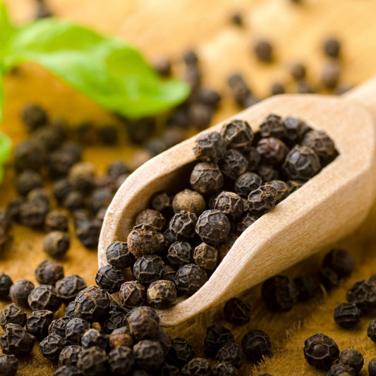 How Much Black Pepper Powder Should You Use Daily?